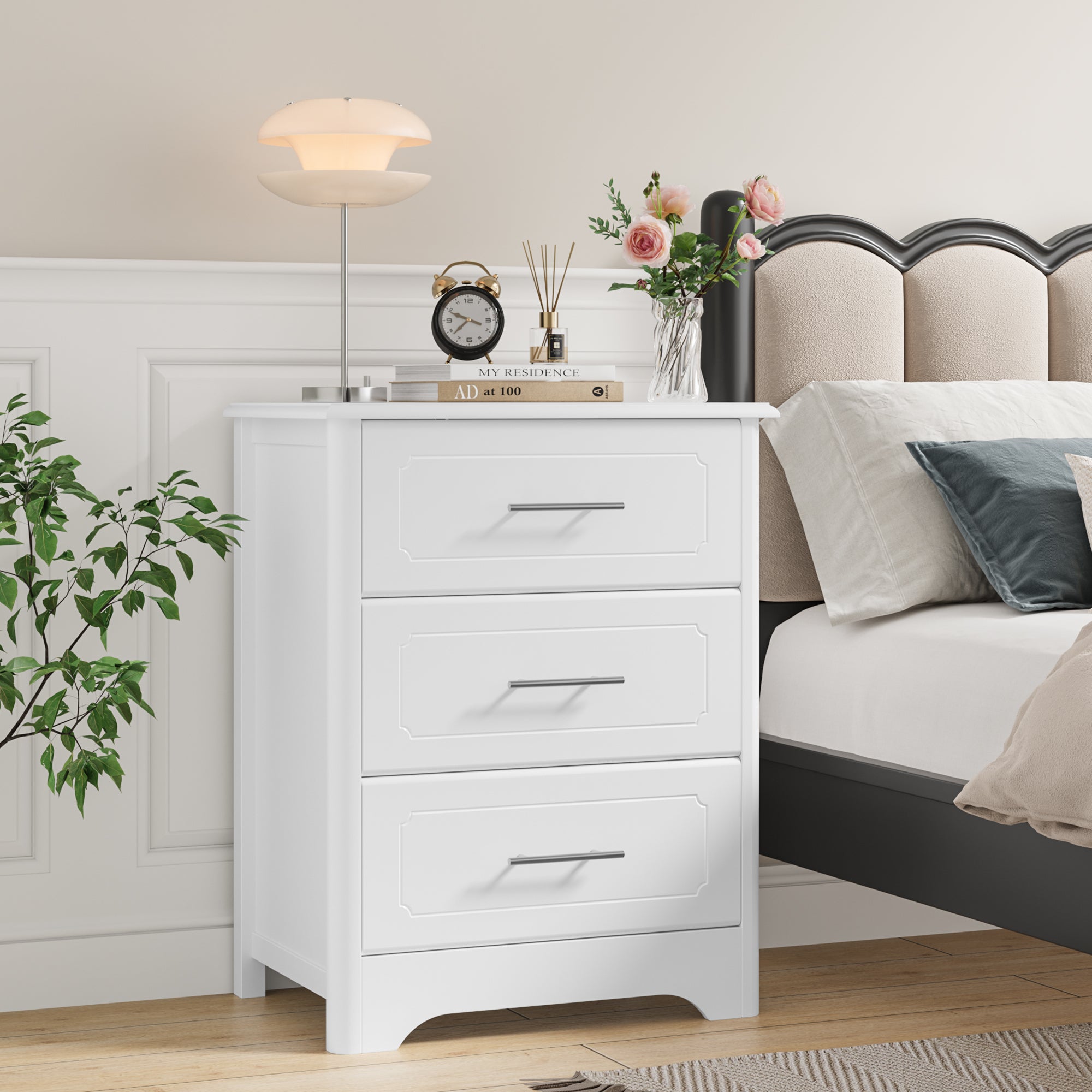 Hiphuta Modern Dresser with 3 Drawers & Metal Handle for Bedroom Living Room, White